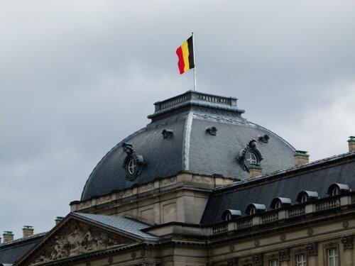 Belgiumban már több mint 9 ezer áldozata van a járványnak