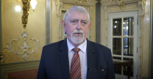 A korábbinál is több intenzívre kerülő beteggel számol a kormány