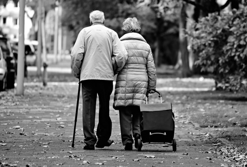 105-re nőtt az idősotthonokban elhunytak száma