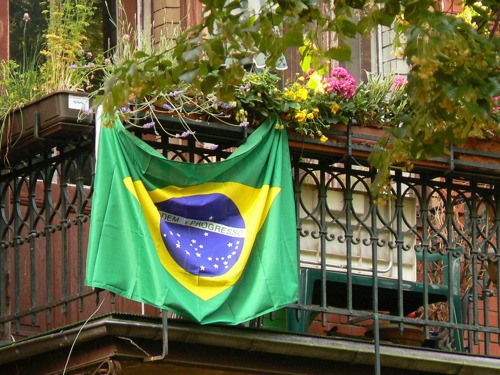 Brazília: Egy nap alatt 1200 halott és 42 ezer új fertőzött