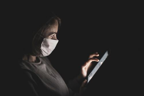 Koronavírus: 3 új tünet, amire érdemes figyelni
