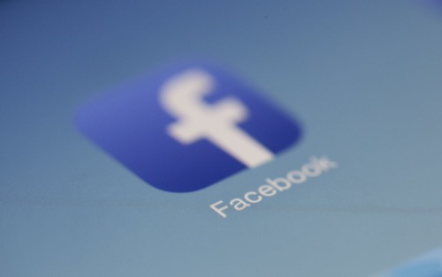 Az oltásellenesek állnak nyerésre a Facebookon