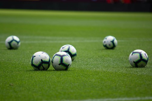 Világfutball: Vietnámban már nézők előtt játszottak