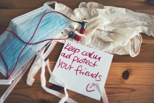 Keményen megbírságolják a BKK ellenőrei azt, akin nincs maszk vagy szabálytalanul viseli