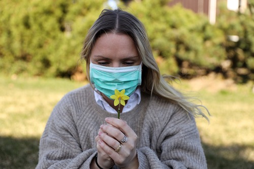 Infektológus: Heteken belül jelentősen megugorhat a halottak száma