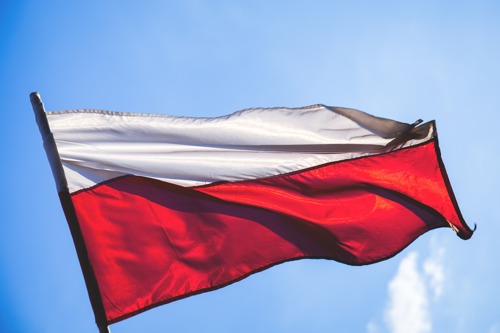 Lengyelország megnyitotta határait a szomszédai felé